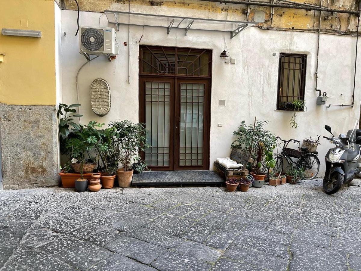Barrio Flat Apartment Napoli Bagian luar foto